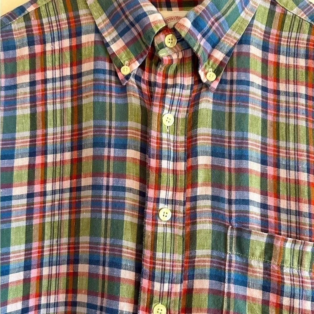 Vintage Brooks Brothers 100% linen plaid button down short Sleeve shirt. Size L